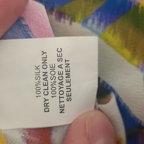 Tina Turk Adrienne Multicolor Silk Top Sleeveless Size Small - Picture 10 of 10